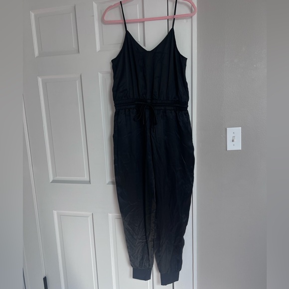 ATM ANTHONY THOMAS MELILLO
Women's Silk Charmeuse Sleeveless Jumpsuit in black - Picture 2 of 5